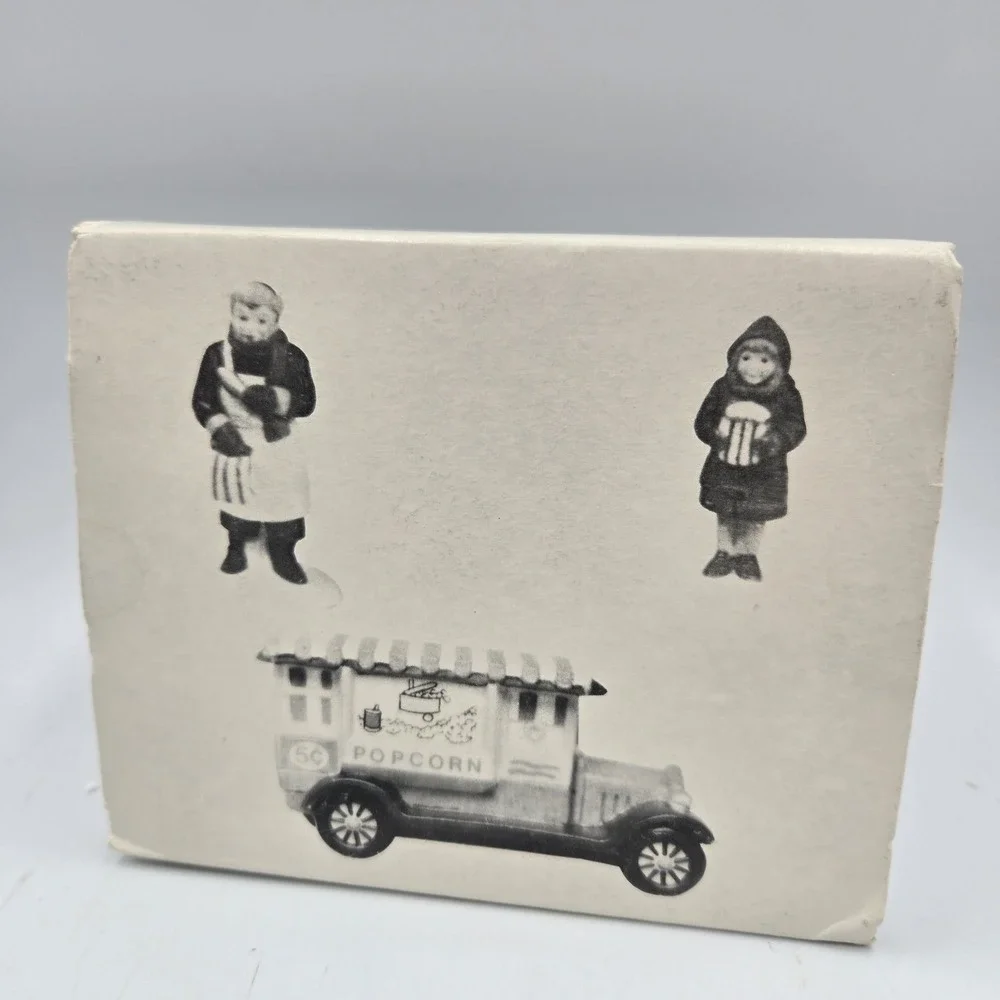 Dept 56 Popcorn Vendor Dickens Heritage Village 3 pcs #5958-7 Christmas In City